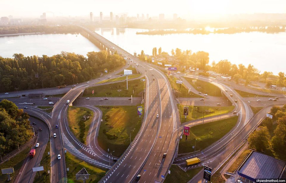 Транспортная развязка моста Патона